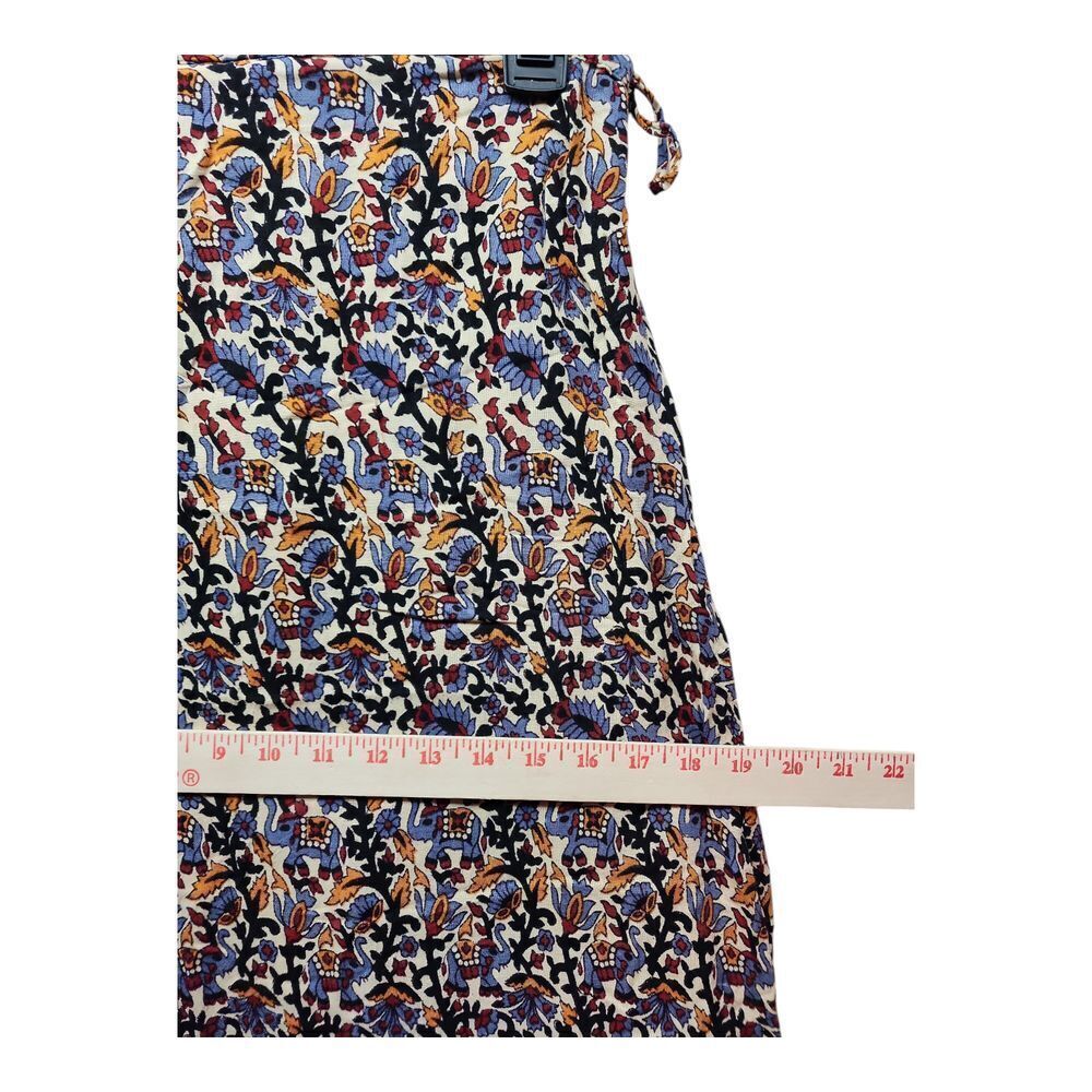 Soho Clothing Vibrant Colored Large Skirt  And Zip Waist Rayon 100% One Size‎ - Picture 7 of 12